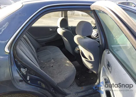 2000 Honda Accord 2.3 Lx из США, поврежденный, VIN 1HGCG6652YA026492